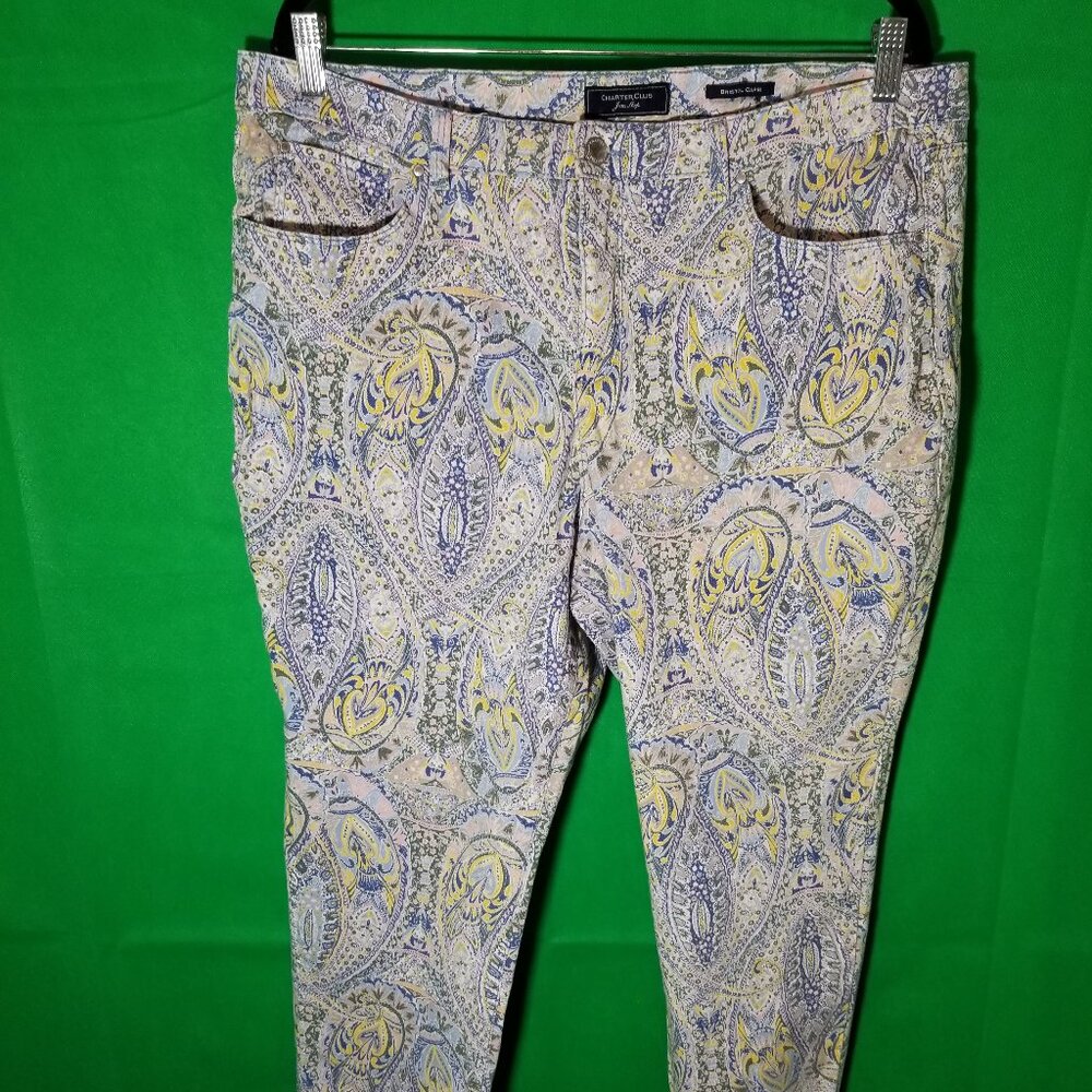 Charter Club Jean Shop Women Size 16 Blue Paisley Bristol Capri Mid Rise